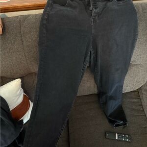 American Eagle Outfitters Black Skinny Jeans